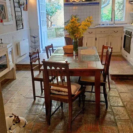 Hébergement de vacances La Chouette Maison *